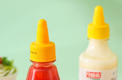 Spoločnosť bola založená v roku 2005, má 13 000 metrov štvorcových štandardných továrenských budov, je zbierkou výskumu a vývoja, výroby a predaja v jednom z podnikov kozmetických obalových materiálov.